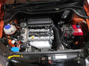 Volkswagen Polo Vivo 1.6 Maxx - Image 16
