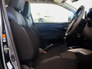 Suzuki Baleno 1.5 GLX manual - Image 6