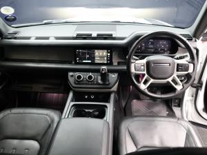 Land Rover Defender 110 D240 HSE - Image 9