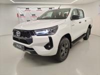 Thumbnail Toyota Hilux 2.8 GD-6 Raider 4X4 automaticD/C
