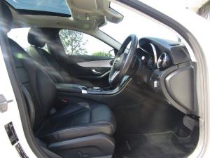 Mercedes-Benz C200 automatic - Image 10