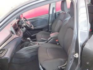 Toyota Starlet 1.5 XS auto - Image 9