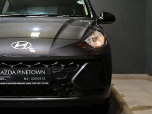 Hyundai Grand i10 1.0 Premium hatch - Image 3