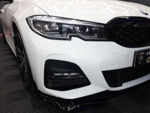BMW 3 Series 330i M Sport - Image 6