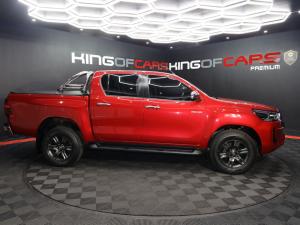 Toyota Hilux 2.8GD-6 double cab Raider auto - Image 3