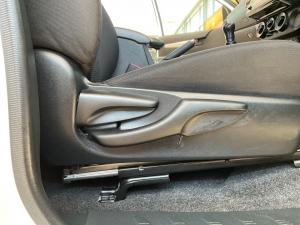 Toyota Hilux 2.4GD-6 single cab Raider manual - Image 20