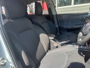 Toyota Starlet 1.5 XS auto - Image 12