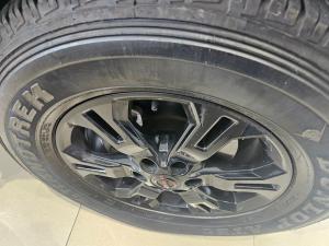 Nissan Navara 2.5DDTI PRO-2X automatic D/C - Image 8