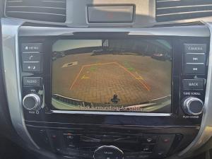 Nissan Navara 2.5DDTI LE/LE Plus automatic D/C - Image 14