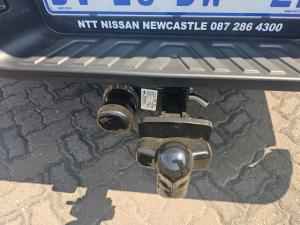 Nissan Navara 2.5DDTI LE/LE Plus automatic D/C - Image 18