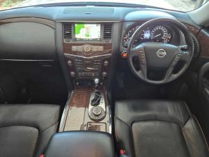 Nissan Patrol 5.6 V8 LE Premium - Image 11