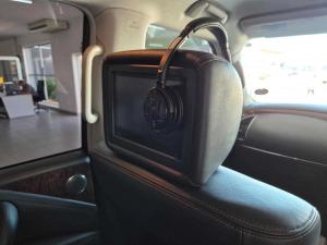 Nissan Patrol 5.6 V8 LE Premium - Image 18