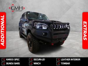 2024 Mahindra Pik Up 2.2CRDe double cab 4x4 S11 Karoo Dusk