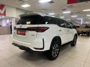 Toyota Fortuner 2.8GD-6 4X4 automatic - Image 2