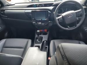 Toyota Hilux 2.8GD-6 48V double cab Legend - Image 6