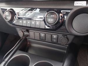 Toyota Hilux 2.8GD-6 48V double cab Legend - Image 10