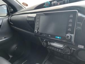 Toyota Hilux 2.8GD-6 48V double cab Legend - Image 11