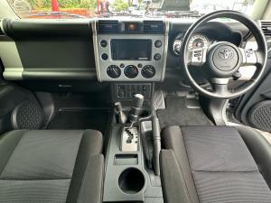 Toyota FJ Cruiser FJ Cruiser - Image 7