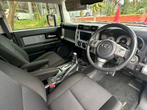 Toyota FJ Cruiser FJ Cruiser - Image 9