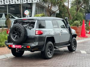 Toyota FJ Cruiser FJ Cruiser - Image 3