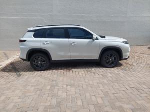 Toyota Urban Cruiser 1.5 XR manual - Image 4
