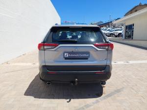 Toyota RAV4 2.0 GX auto - Image 12