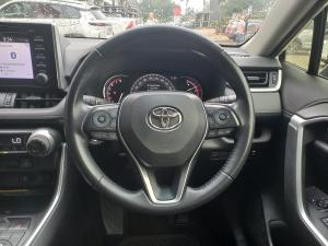 Toyota RAV4 2.5 VX AWD - Image 8