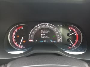 Toyota RAV4 2.5 VX AWD - Image 11