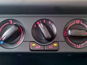 Volkswagen Polo Vivo 1.4 - Image 10