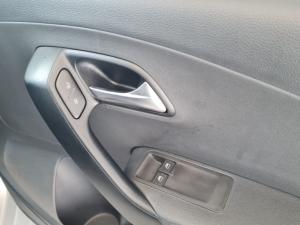 Volkswagen Polo Vivo 1.4 - Image 12