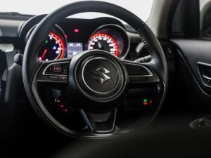 Suzuki Swift 1.2 GLX manual - Image 5
