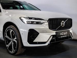Volvo XC60 T8 Recharge AWD Ultimate Dark - Image 11