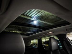 Volvo XC60 T8 Recharge AWD Ultimate Dark - Image 20