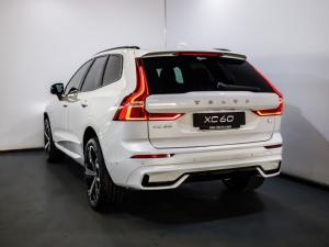 Volvo XC60 T8 Recharge AWD Ultimate Dark - Image 3