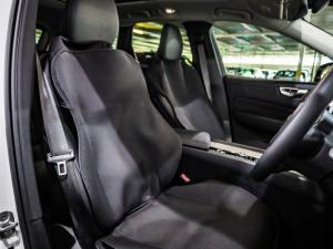 Volvo XC60 T8 Recharge AWD Ultimate Dark - Image 7