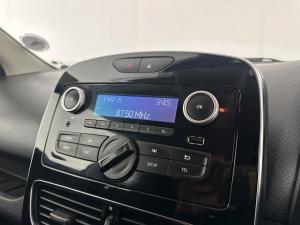 Renault Clio IV 900T Authentique 5-Door - Image 6
