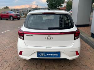 Hyundai Grand i10 1.0 Premium hatch - Image 2