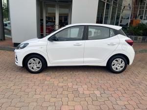 Hyundai Grand i10 1.0 Premium hatch - Image 3