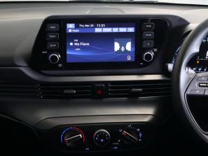 Hyundai i20 1.4 Motion auto - Image 13