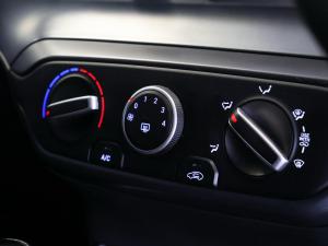 Hyundai i20 1.4 Motion auto - Image 14