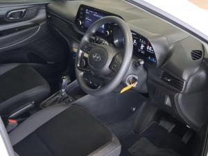 Hyundai i20 1.4 Motion auto - Image 26