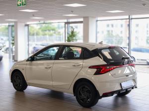Hyundai i20 1.4 Motion auto - Image 7