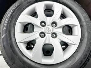 Hyundai i20 1.4 Motion automatic - Image 15
