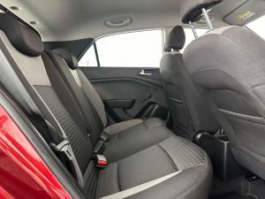 Hyundai i20 1.4 Motion automatic - Image 8