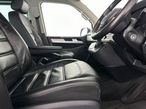 Volkswagen T6 Caravelle 2.0 Bitdi Highline DSG - Image 10