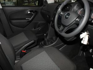 Volkswagen Polo Vivo hatch 1.4 Life - Image 8