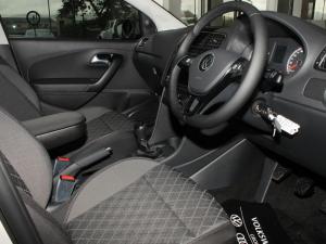 Volkswagen Polo Vivo hatch 1.6 Style - Image 7