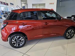 Suzuki Swift 1.2 GLX manual - Image 8