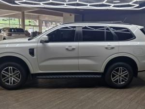 Ford Everest 2.0 BiTurbo XLT - Image 3