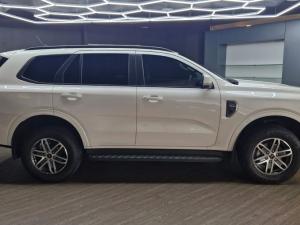 Ford Everest 2.0 BiTurbo XLT - Image 4
